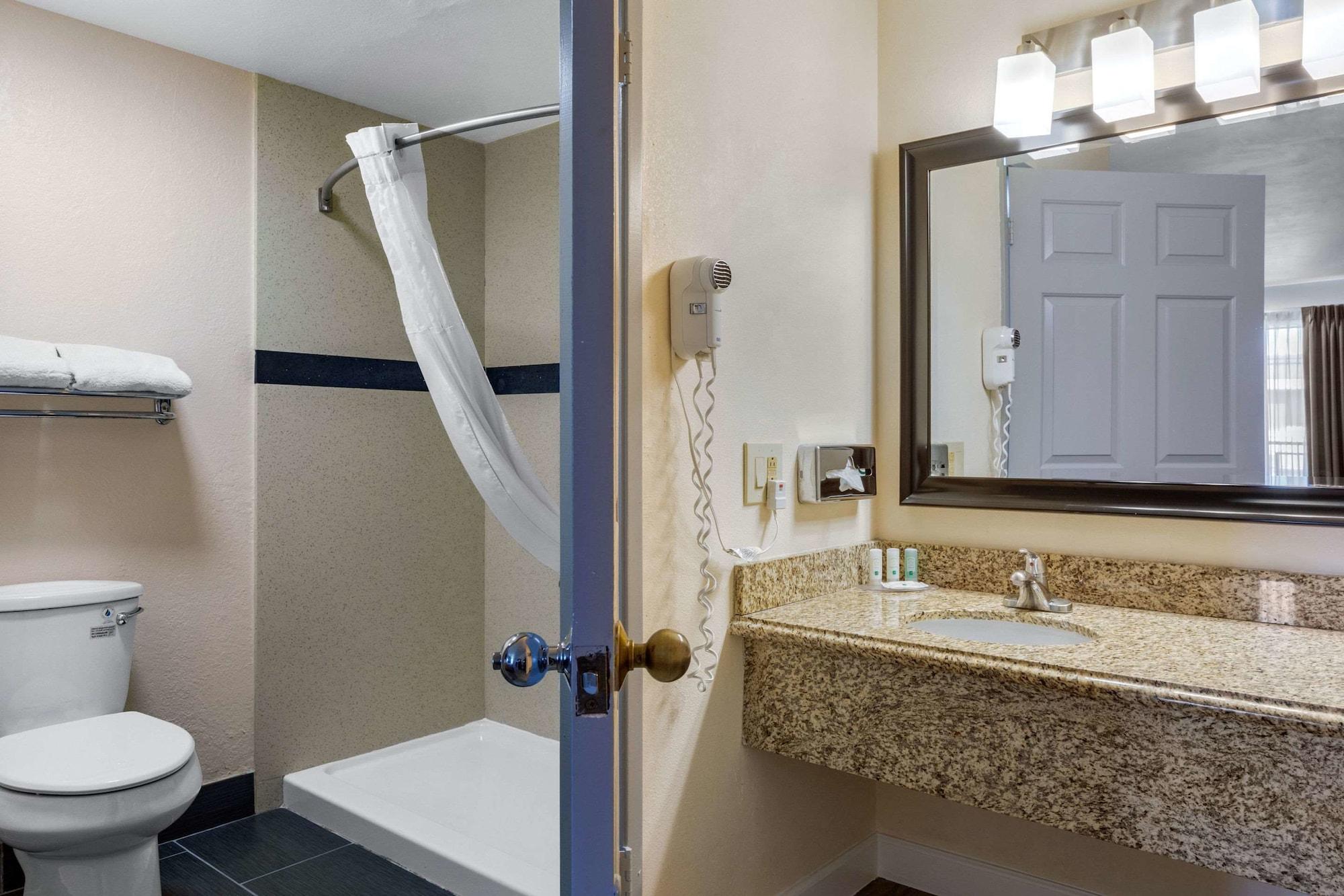Quality Inn & Suites Хантингтон-Бич Экстерьер фото