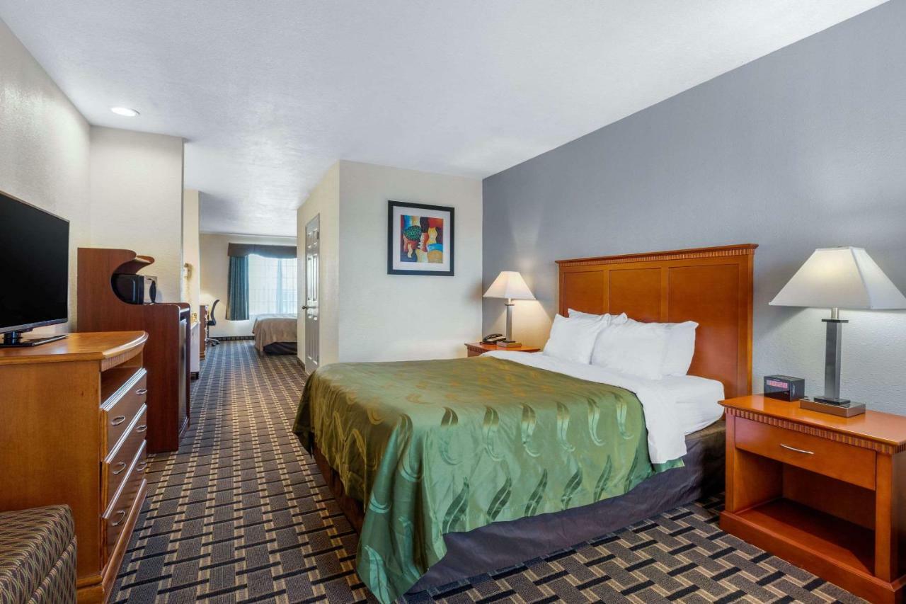 Quality Inn & Suites Хантингтон-Бич Экстерьер фото